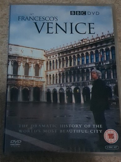 The DVD Review Episode 251: Francisco's Venice 2006 DVD. This is for @Stella VM9🐐🇳🇱, @Zoelouise, @JJ, @ZaidAlrashed, @Stormbreaker/Breaker Racing, @TristanBings10, @dragosnec11 @Arron's_photography and @Stephen_Marshall2007.