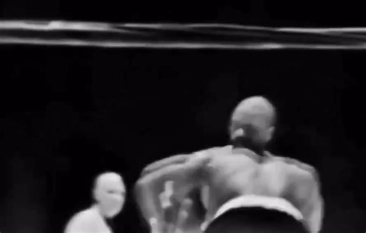 62 years ago today, Rubin “Hurricane” Carter blasted Emile Griffith out in just one round, scoring a shocking TKO to move his record to 18–4 (12 KOs). It was the first of only two times the great Griffith was ever stopped, a reminder of Carter’s raw power and ferocity at middleweight during his brief but explosive prime. #OnThisDay #Boxing #BoxingHistory #RubinCarter #HurricaneCarter #EmileGriffith #Middleweight #Knockout #FightHistory | BTR Boxing Podcast Network