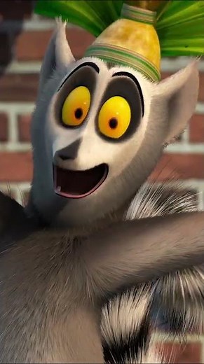 King Julien's Most Royal Jokes! 👑⭐️ | Short | DreamWorks Madagascar #madagascar #kingjulien