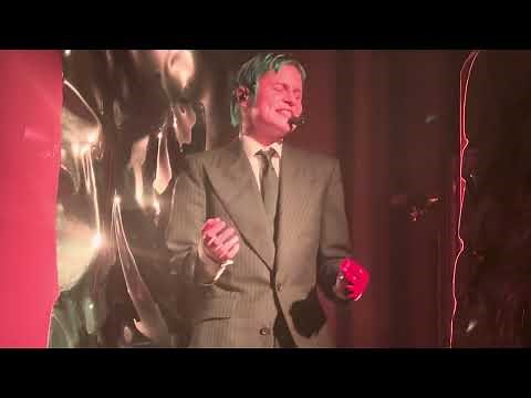 Rahim Redcar (fka Christine and the Queens) - Elevate (Live in Brooklyn, 11-21-2024) (4K HDR)