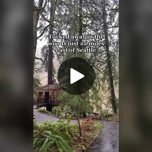 TreeHouse Point Bed & Breakfast in Fall City, Washington