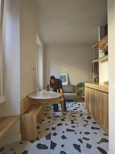 This teeny-tiny Milan apartment is packed with brilliant design tricks that make every inch work harder. From hidden storage to multifunctional furniture, it’s small-space magic! ✨🏡 Take a peek inside 👇👇 | Living in a shoebox