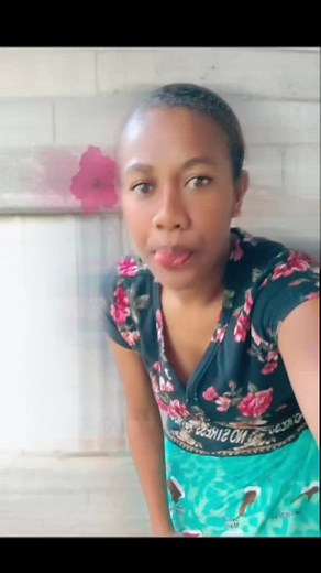 L_o_l_a (@sl.vu8)’s videos with son original - coco razé 🥥