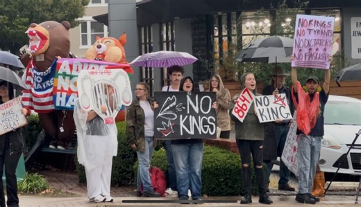 'No Kings' movement stages second protest in Northwest Arkansas