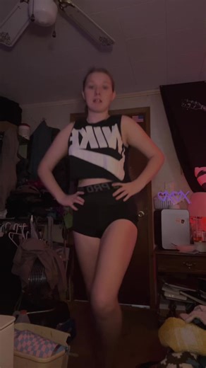 Lexy Thomas (@lexythomas4)’s videos with som original - clara ﾒ𝟶