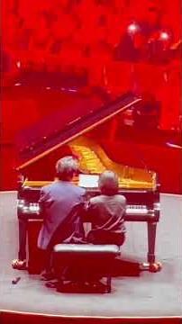 【Lang Lang & Piano Boy 郎朗与钢琴神童】 Rush E