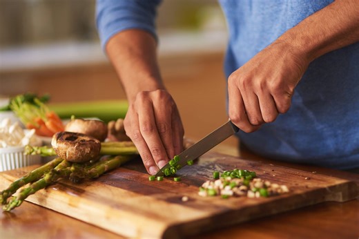 This repetitive daily task could be the key to losing weight