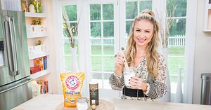 DIY Natural Fridge Deodorizer