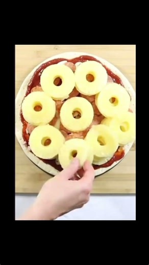 mom , i promise. I can cook #helpmemakethismakesense #howtobasic ‪@HowToBasic‬