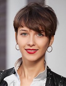 Growing Out a Pixie Cut with Fine or Thick Hair