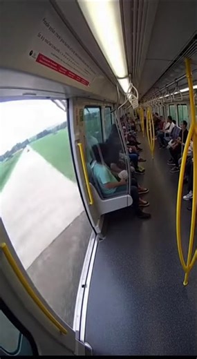 REPORTAGEM MOSTRA HOMEM CAINDO DO TREM #humor #comedia #cctv #cptm #metro