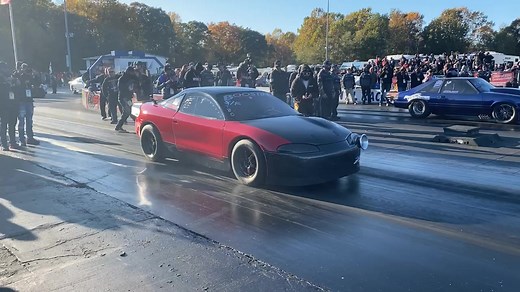 Now THAT is how you launch 🚀 your car #dsm #importsvsdomestics #fyp #foryourpage #launch