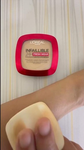 L'Oreal Paris Infallible 24H Fresh Wear Foundation in a Powder - 120 Vanilla