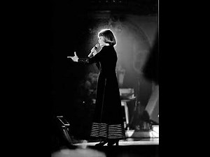 Mireille Mathieu | Wikipedia audio article