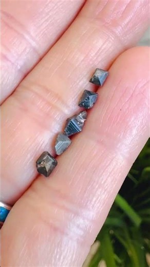 anatase-norway-rough-1.54-ct-ravenstein