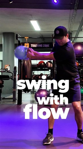 Synchronizing your upper and lower body is the key to effortless power and precision. 상하체의 타이밍이 파워와 정확도를 만들어냅니다. 上半身と下半身の連動こそが、力強く正確なスイングへの鍵です。 上身与下身的协调，是轻松打出力量与精准的关键 #golf | Sung Park