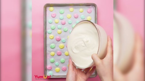 Colorful Fondant Cakes with Rainbow Layers