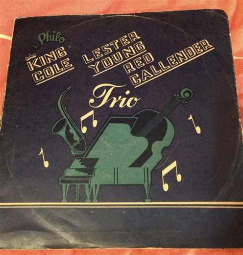 Lester Young Trio - Lester Young King Cole Red Callender Trio