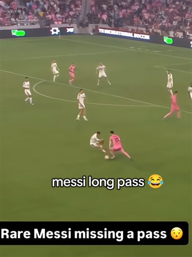 Who’s Better: Messi or Ronaldo? Quick Comparison and Highlights