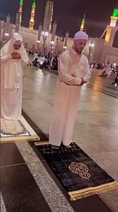 Urdu Poetry || Ek Taras Sohar Namaz Aada Kar Rha Hu Aur Ek Taraf Bibi Namaz Aada Kar Rhi Ho