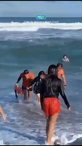 Muntikan ng malunod ang isang teenager na nagbabakasyon sa San Juan, La Union nitong Linggo, January 11. Mabilis na narespondihan ng Philippine Coast Guard ang 16-anyos na babaeng tinatangay ng malalakas na alon. Noong Nobyembre 2025, nailigtas din ng PCG ang isang lalaking beachgoer na muntik nang malunod sa Kabsat Beach Resort sa parehong barangay. | Philstar.com