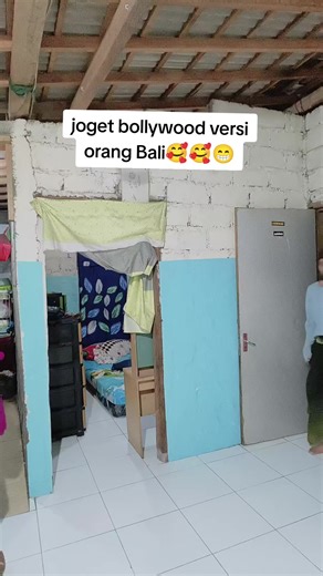 dek ayu (@dek.ayu50)’s videos with suara asli - bollywood_songs91 - Maura Latifah