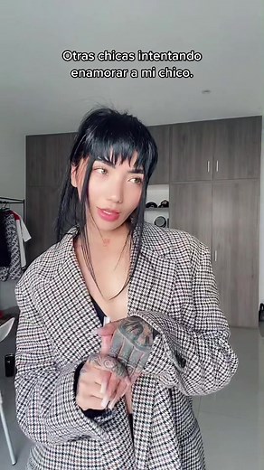 Stylish Outfit Showcase: Modern Looks for Every Season