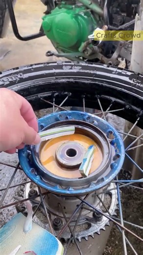 A foolproof mechanical solution #motorcycles #mechanics #didyouknow #PracticalTips