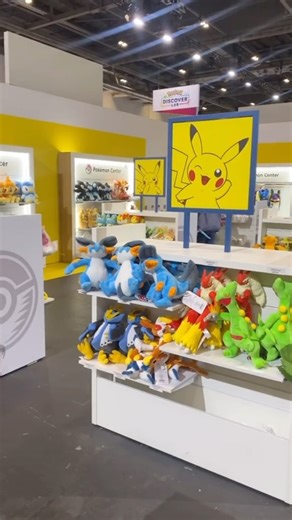 We visited the pop-up Pokemon Center in London! 💛 #pokemon #pokemoncenter #pokemoneuic #pokemoncenterlondon | Nintendo Life