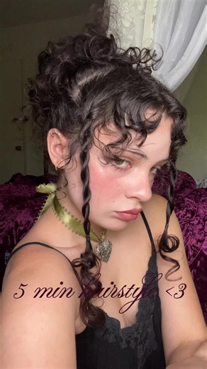 Trendy Low Tension Curly Hairstyles to Try