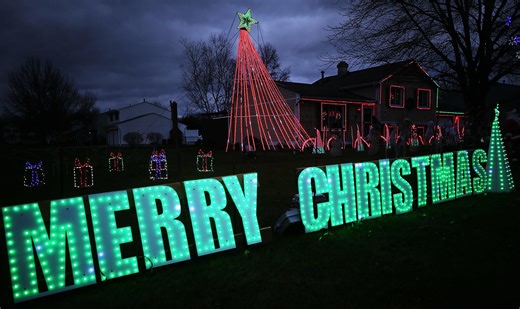 Akron-area restaurants with limited hours Christmas Eve, Christmas Day