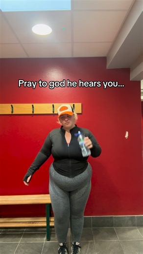 Rosie Waugh on Instagram: "Closing in on that 4stone loss! This is by far the toughest journey I’ve ever done but it’s so worth it 👏🏼🫶🏼#explore #exploremore #explorepage #weightloss"