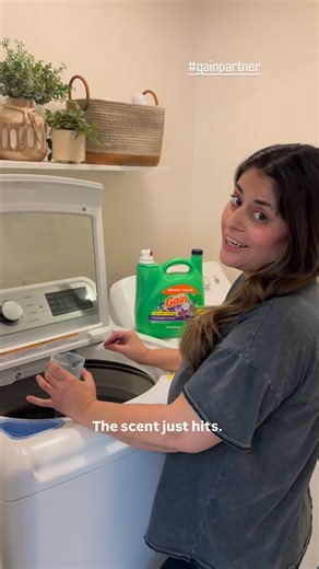 #gainpartner Cheer mom life 🎀… laundry has officially become a sport! Thankfully, @ilovegain detergent dryer sheets in Moonlight Breeze keep her uniform smelling fresh and the whole family feeling game day ready 🧺💛 #gamedayready #cheermomlife #freshlaundrywins | Gain