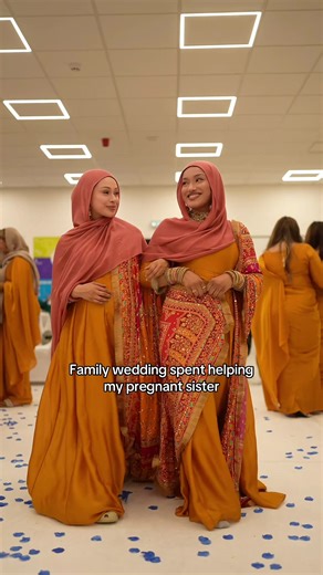 Baby Aunt's Wedding Outfits & Jewellery
