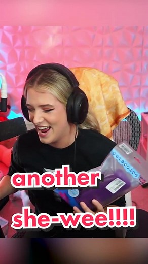 the she-wee saga continues 🤣🤣 #foryou #fyp #gaming #twitchclips #funnymoments #girlgamer #streamer #trending #gamingontiktok #laugh#viral #gamergirl