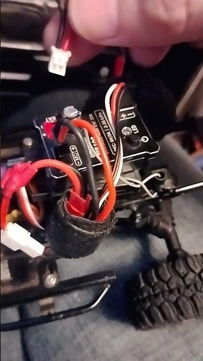 installing xt30 and xt60 plugs.