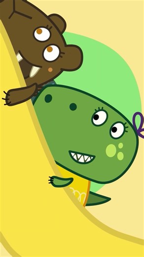 Tippi and Triceps Play with Pearl 🦖🐚