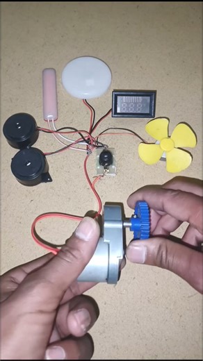 "I Tested a Tiny Motor... The Result Was Shocking ⚡ "