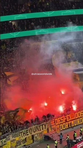 Borussia Dortmund auswärts mit pyro choreo #bvb #shorts #dortmund #borussia