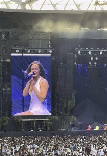 Addison Rae Delivers Dream Performance at Wembley