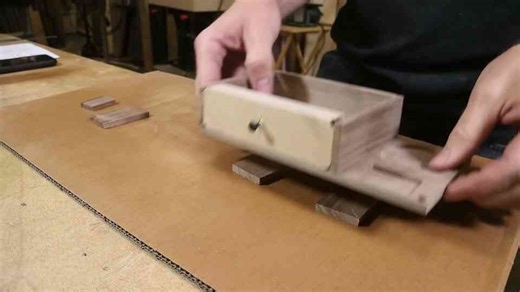 I built an unnecessarily nice glue caddy and went way too far