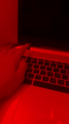 ‏My 9 years old laptop startup sound #meme #HP #pc