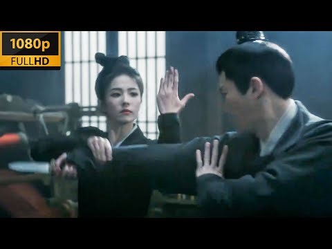 A thug attacked a girl, but the girl, a martial arts expert, sent him flying with a single punch.