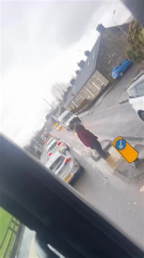 Customizing Vans with Creative Light Bars