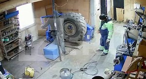 Tire Explodes in Front of Worker When Overinflating The Tire