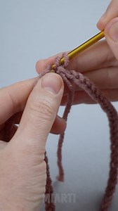 32K views · 525 reactions | Very easy reversible crochet hat for beginners! | Miarti - Crochet and Knitting | Facebook