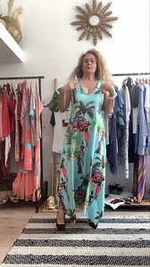 Aqui fica , um dos mais pedidos em vídeo … Para verem como veste, tão bem … 🏹🌴🏹🌴🏹 | MARIA BONITA