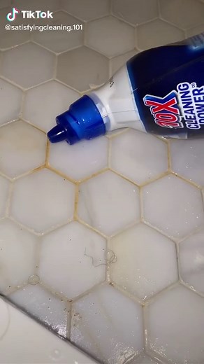 Cleaning the grout #lysol #cleaning #scrubbing #asmr
