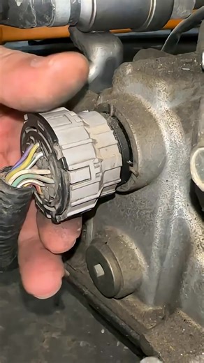 Nissan transmission wiring connector #mechanic #control #tipsandtricks #startnow #automobile #usareels | Abdullahautoelectrician
