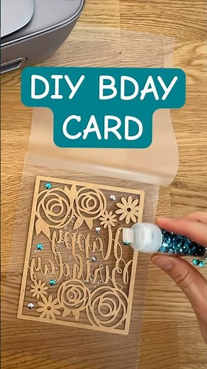 DIY Birthday Card with QFUN laminator #qfun #cricut #lamination
